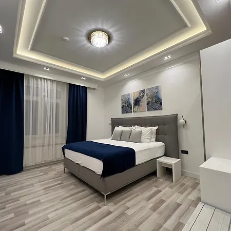 Forever Otel